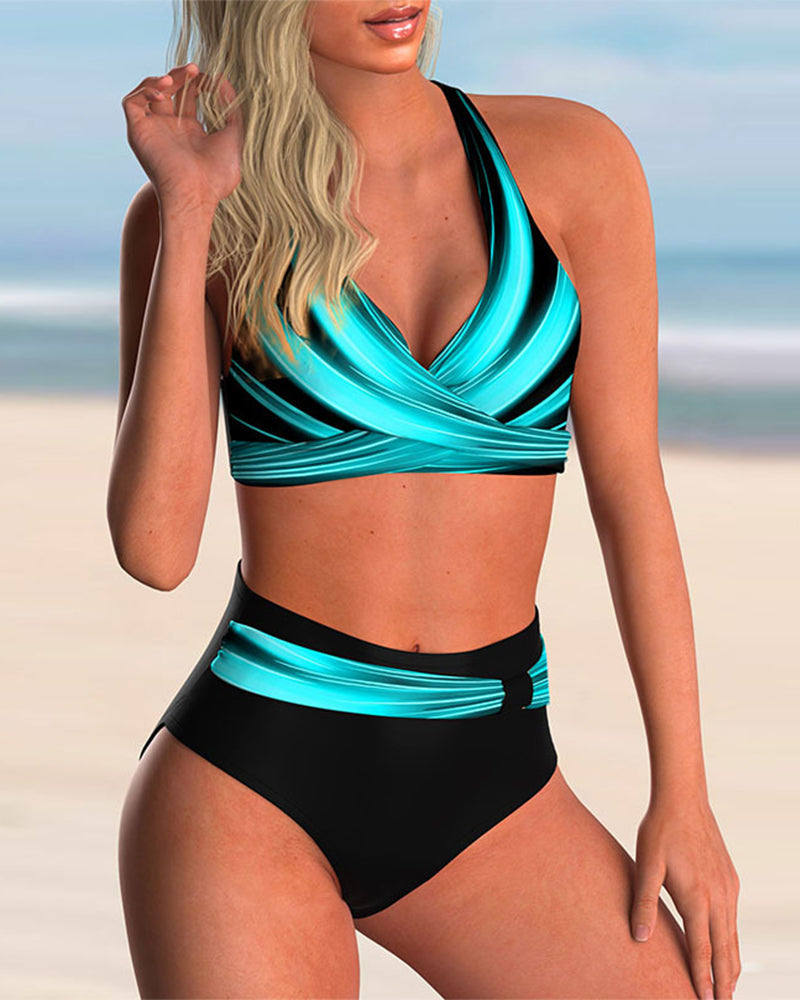 Liliana Bikini Set met Kruisleef en Print - Image 2