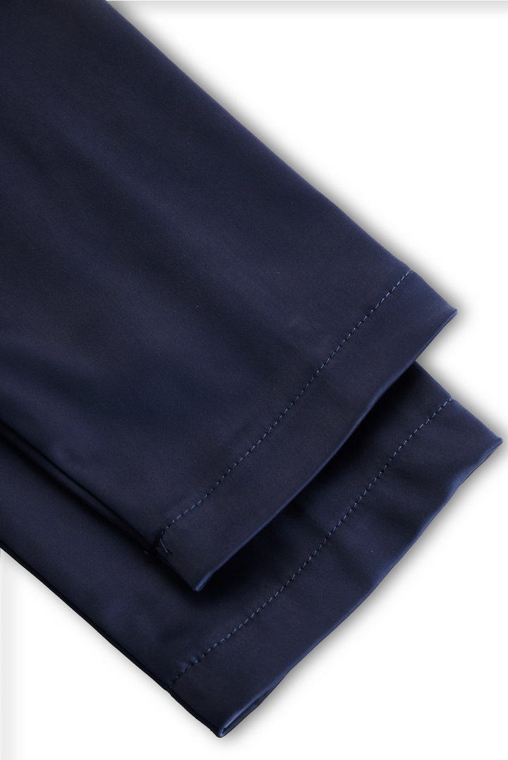 Clara – Elegáns Midi Ruha