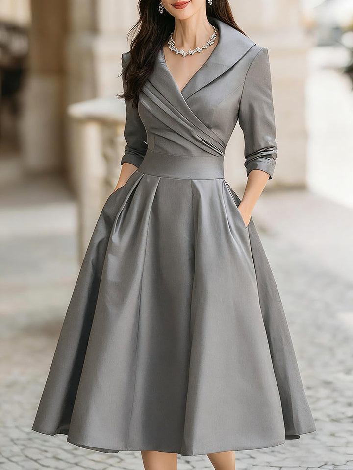 Clara – Elegáns Midi Ruha