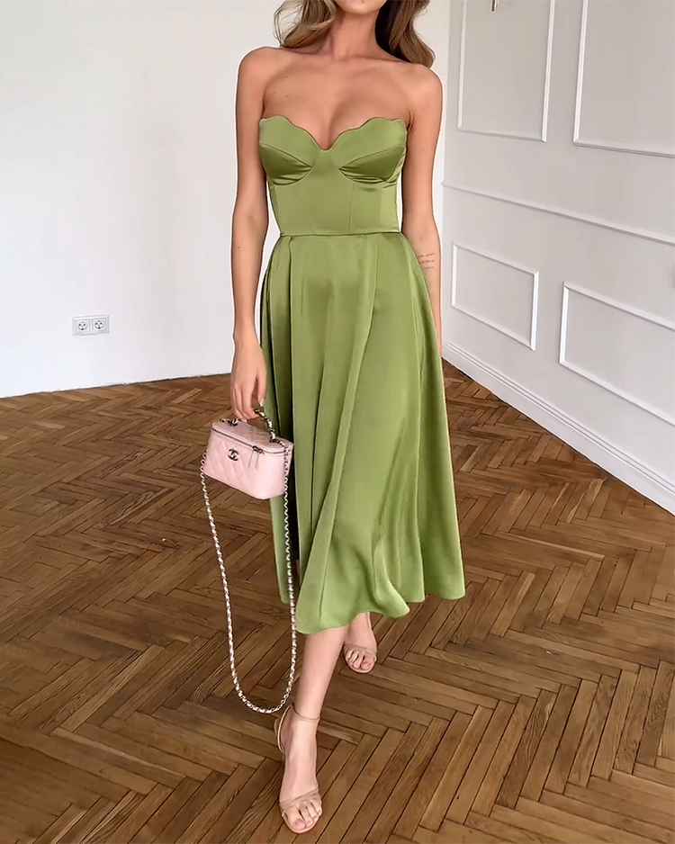 Éva | Elegáns Midi Pánt Nélküli Ruha - Image 3