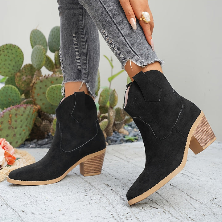 Larissa - Magas sarkú, slip-on bokacsizma