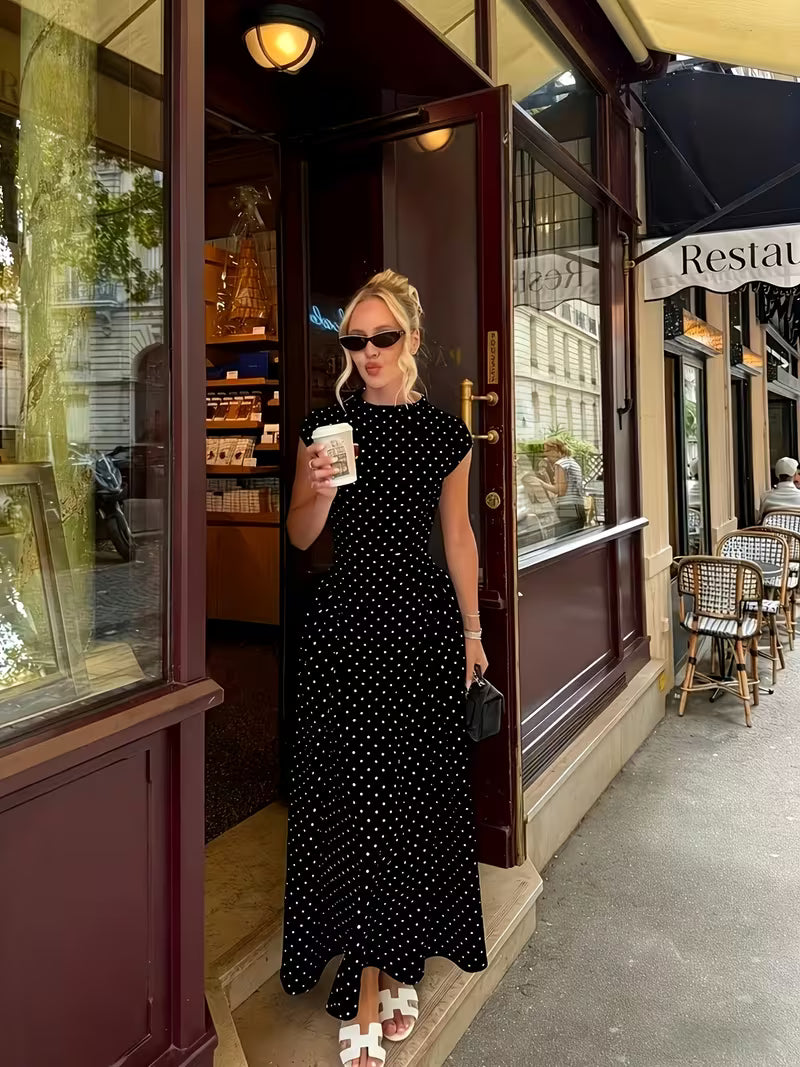 Zsófia | Elegáns Polka Dot Maxi-Ruha