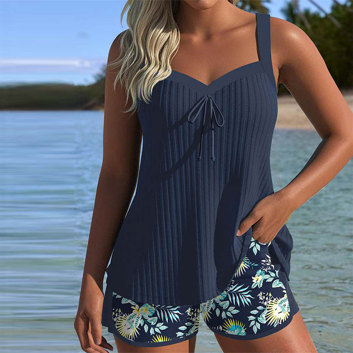 Lana - Gestreepte tankini met strandshort in twee delen - Image 1