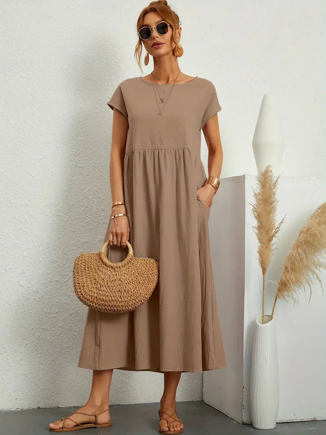 Lana | Légies szabású, időtlen eleganciájú midi ruha