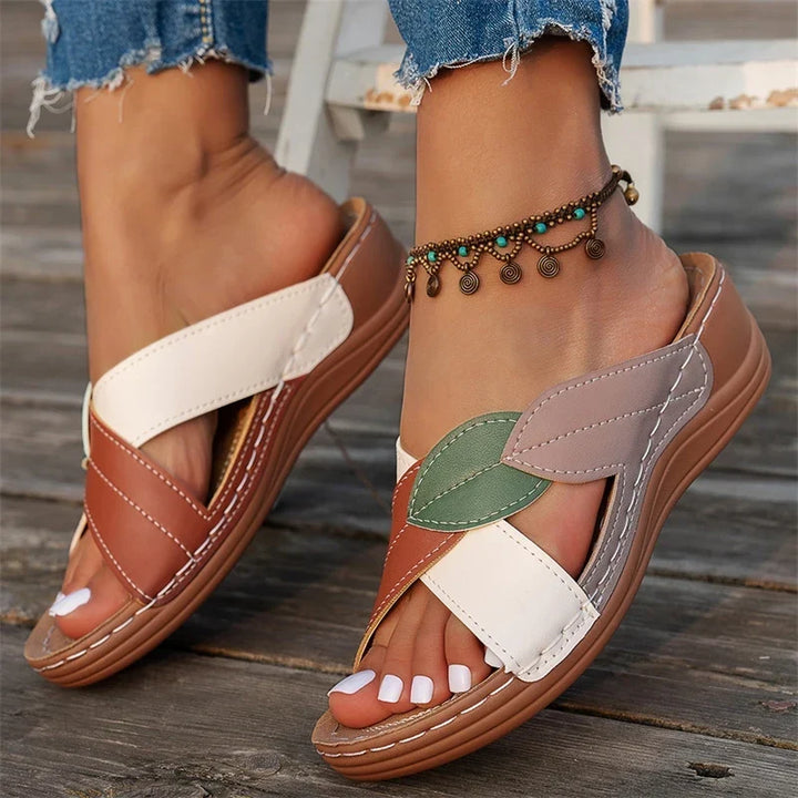 Sandy - Stílusos és Puha Slip-On Papucsok