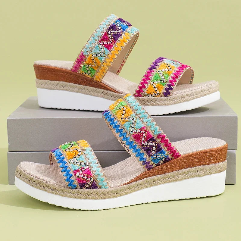 Zoe - Divatos Slip-On Szandálok