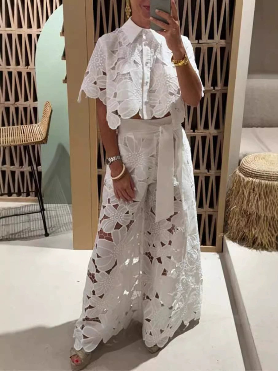 Élira Lace Co-Ord Set - Image 2