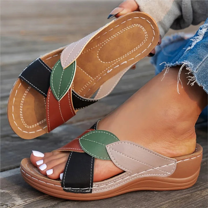 Sandy - Stílusos és Puha Slip-On Papucsok