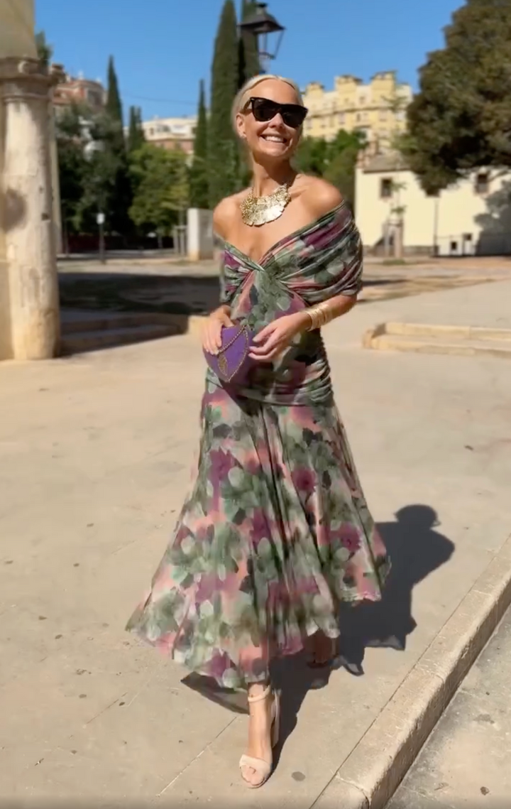 Hannah – Elegáns Virágmintás Maxi Ruha