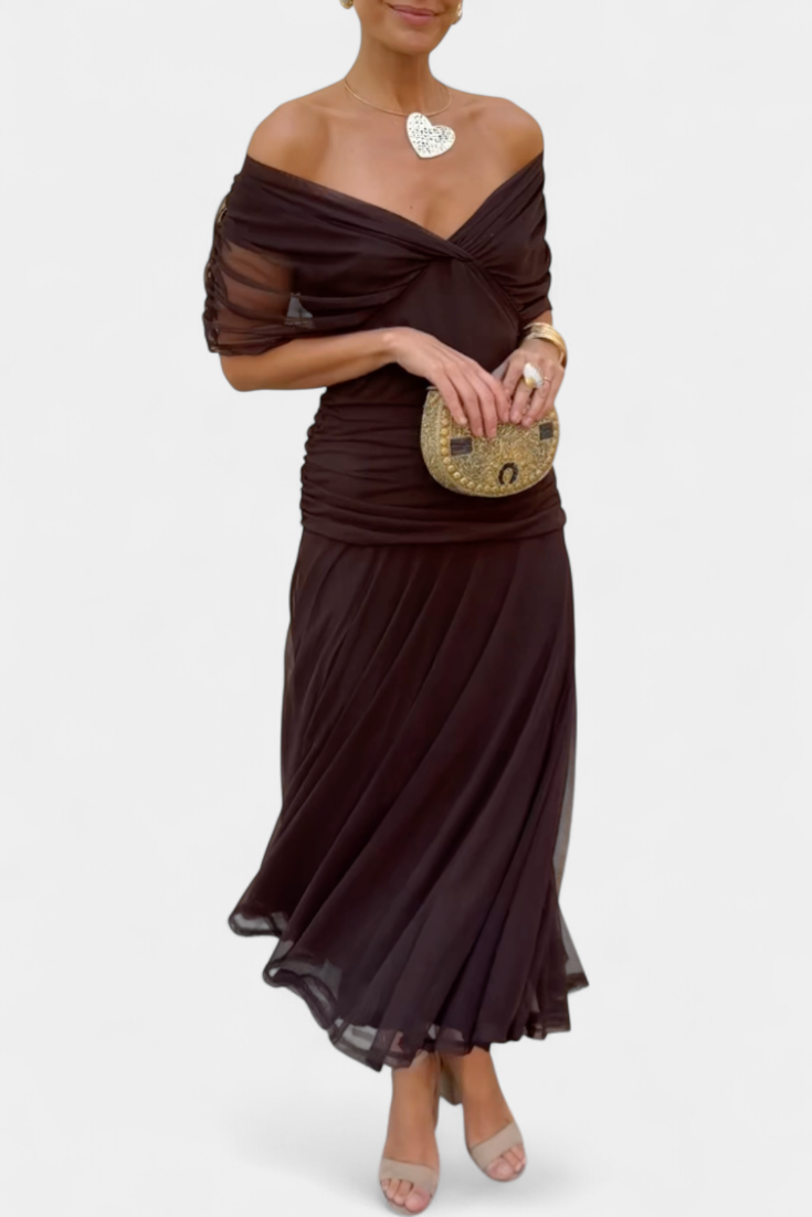 Hannah – Elegáns Virágmintás Maxi Ruha