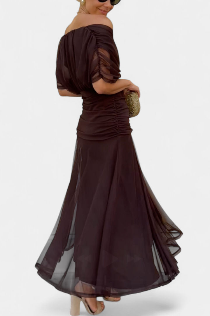 Hannah – Elegáns Virágmintás Maxi Ruha
