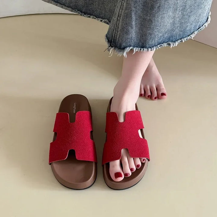 Kayleigh | Puha Talpú Bőr Papucs