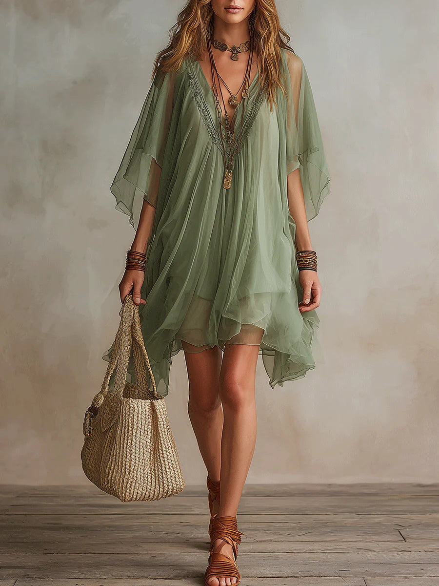 Zöld Chiffon Mini Folyóruha V Kivágással - Image 1