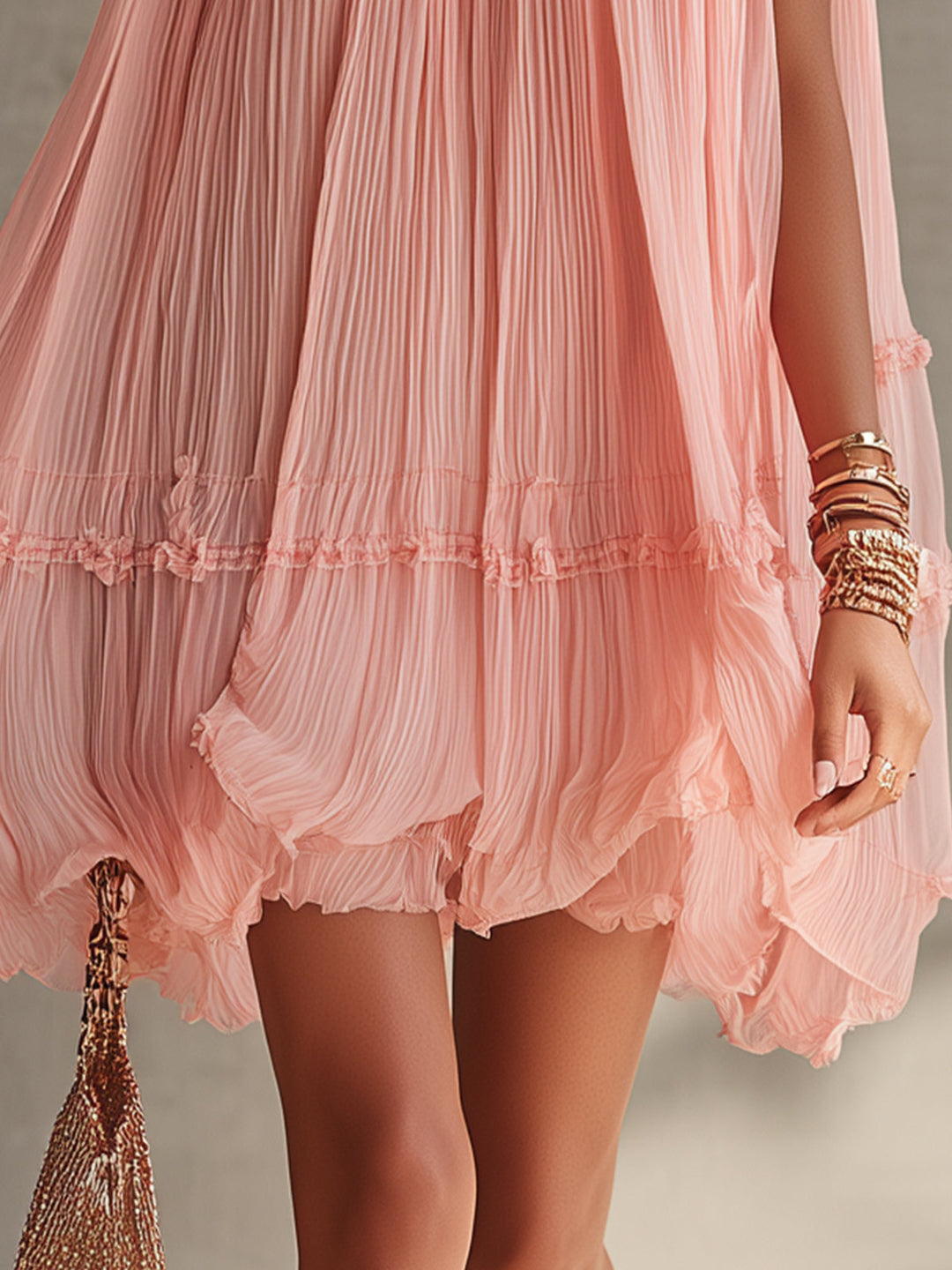 Rózsaszín Csíkos Mini Chiffon Ruha Halter Kivágással - Image 4