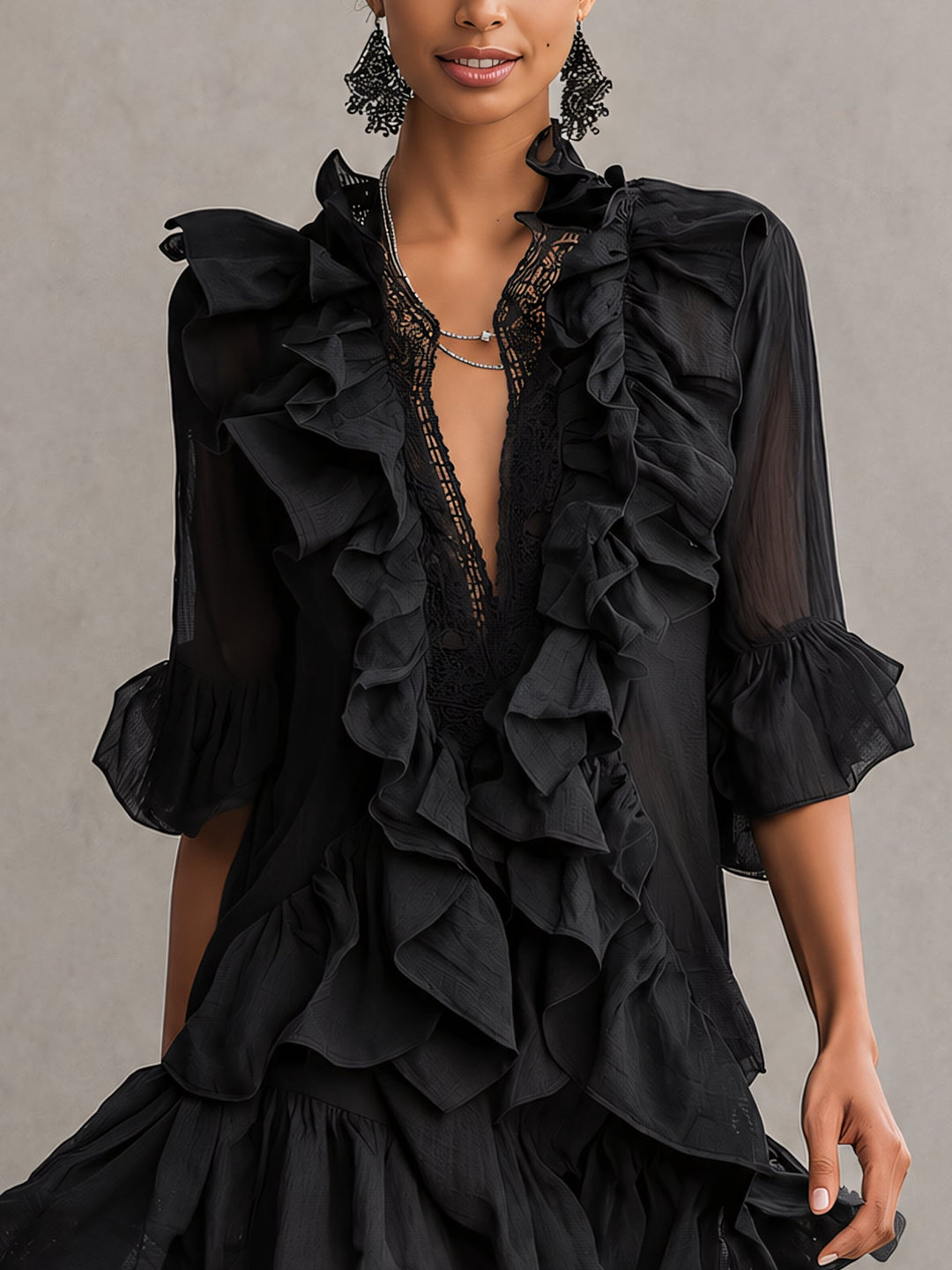 Fekete Chiffon Mini Ruha Rózsákkal - Image 3