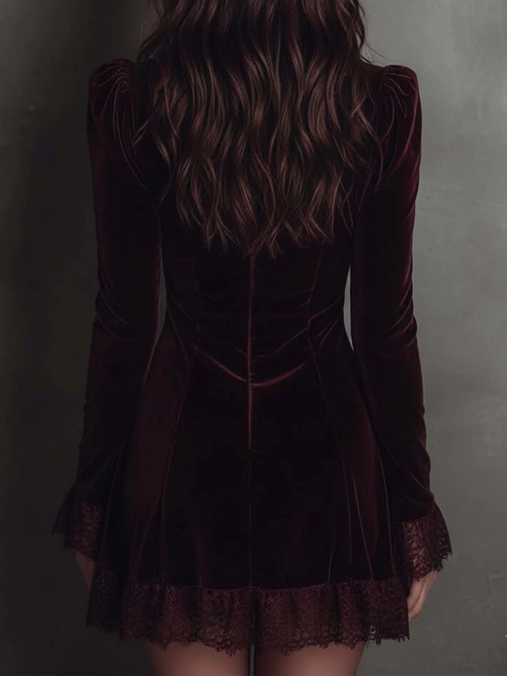 Bordó Bársony Mini Ruha Csipkével - Image 7