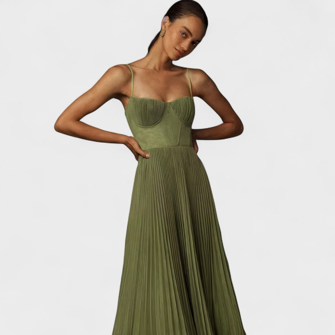 Elodie - A ruha eleganciával